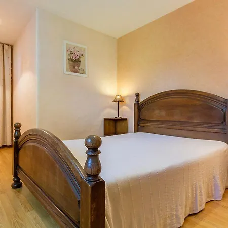 בית נופש Confortable Avec Jardin Et Piscine Commune - Fr-1-306-1325 *