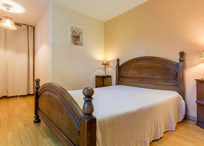 בית נופש Confortable Avec Jardin Et Piscine Commune - Fr-1-306-1325 *