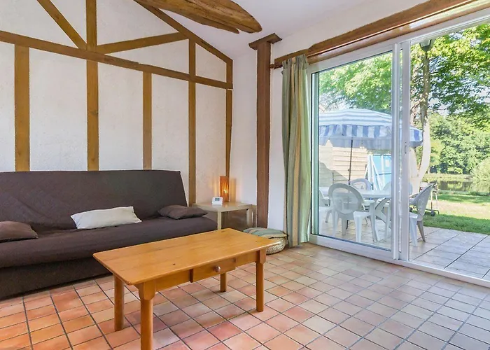 Confortable Avec Jardin Et Piscine Commune - Fr-1-306-1325 * Port-Saint-Père